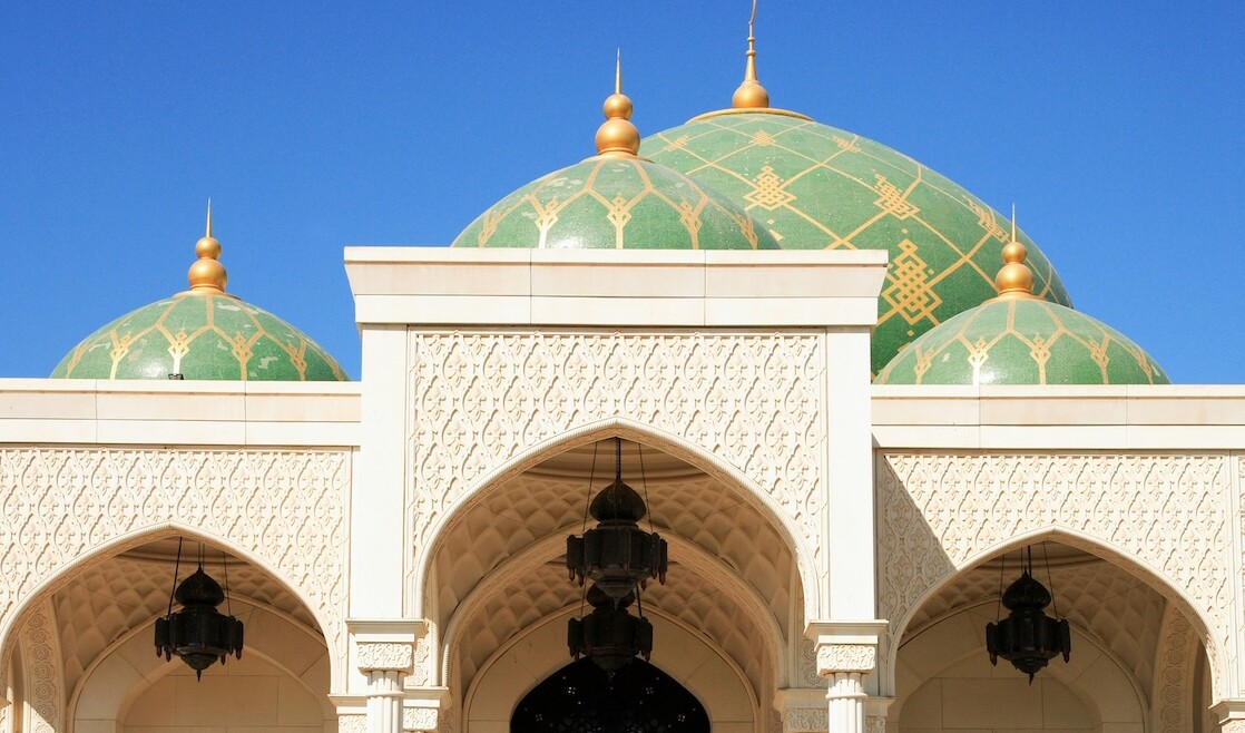 🇴🇲 Omani Etiquette Guide: Do’s and Don’ts for Culturally Aware Travel